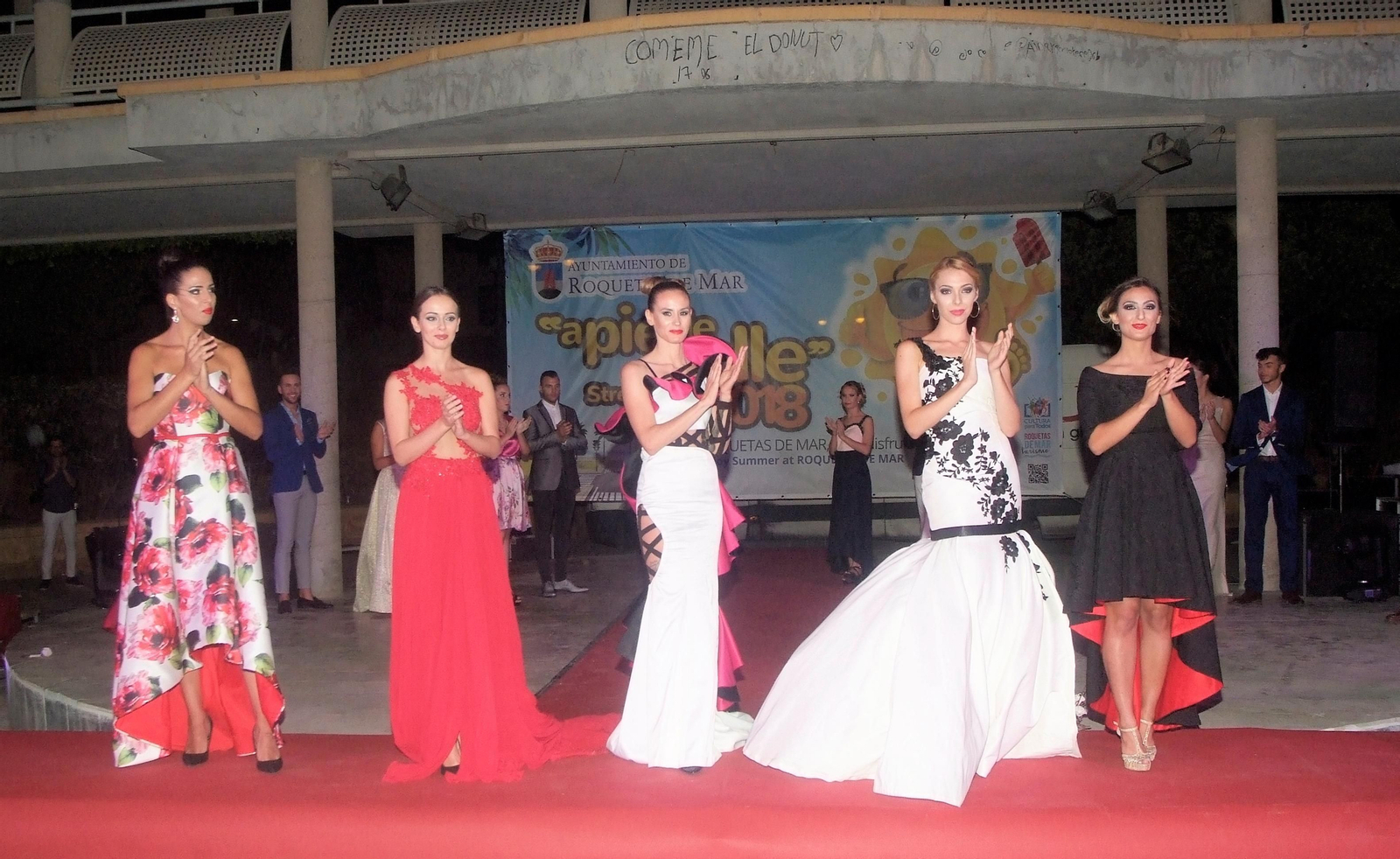 María Asunción Martínez, en el centro, fue elegida Miss Top Model por el jurado del certamen.