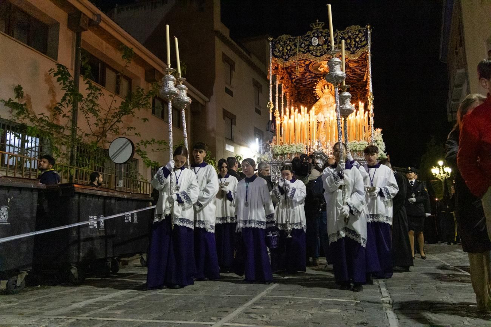 Los jiennenses acuden un año más al encuentro de Nuestro Padre Jesús