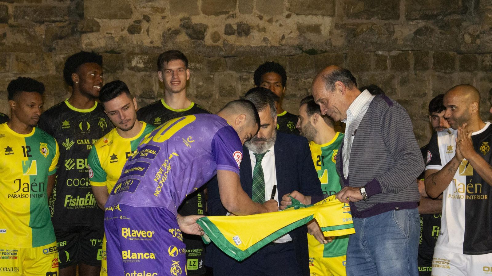 Presentación del Jaén Paraíso Interior FS en el Castillo de Sabiote, en imágenes