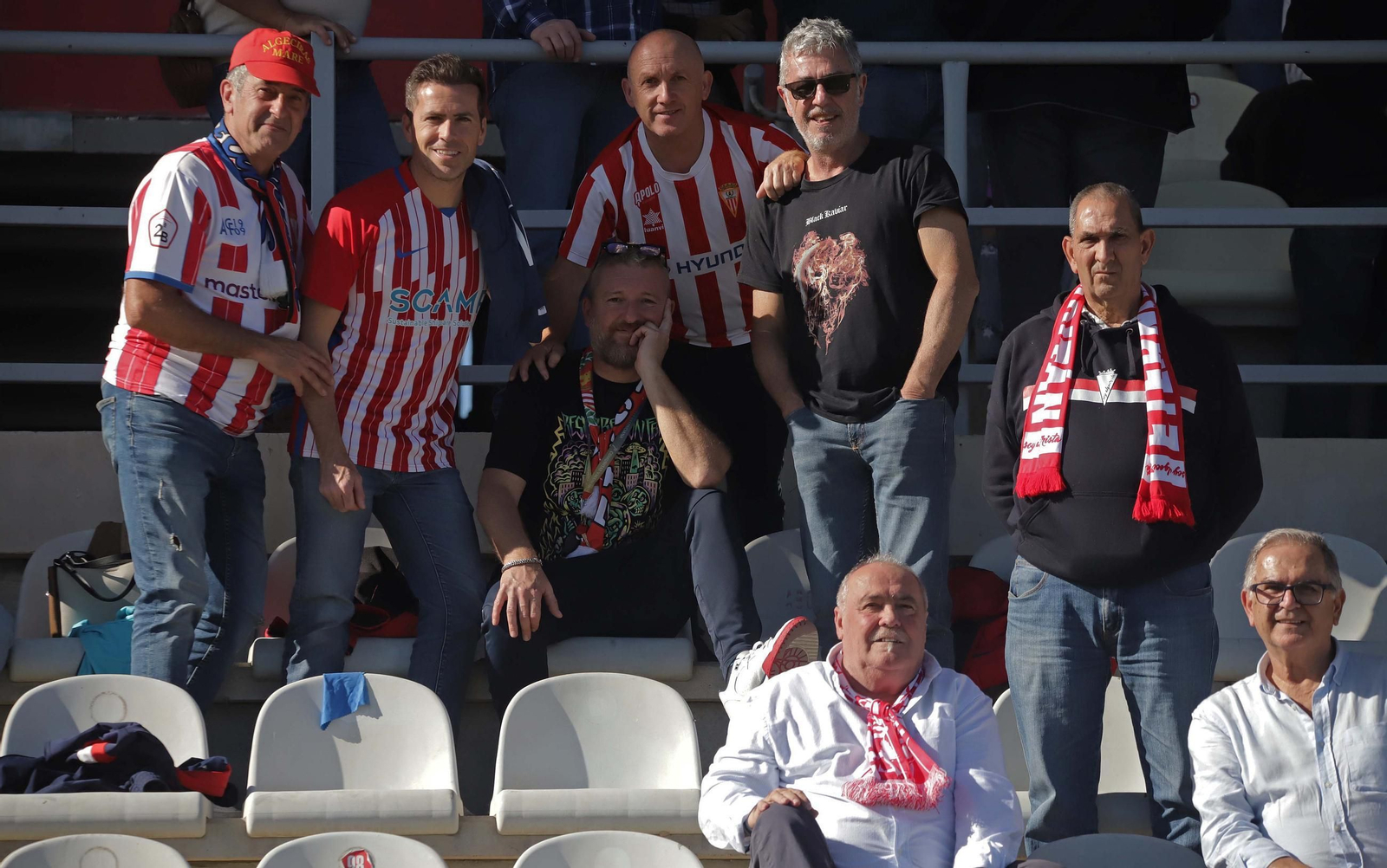 Búscate en el Nuevo Mirador durante el Algeciras - Atlético Madreliño de Primera Federación