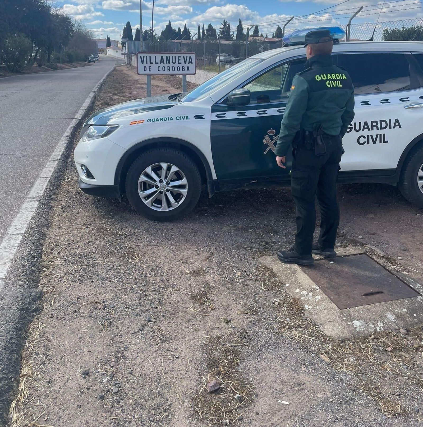 Una patrulla de la Guardia Civil en Villanueva de Córdoba.