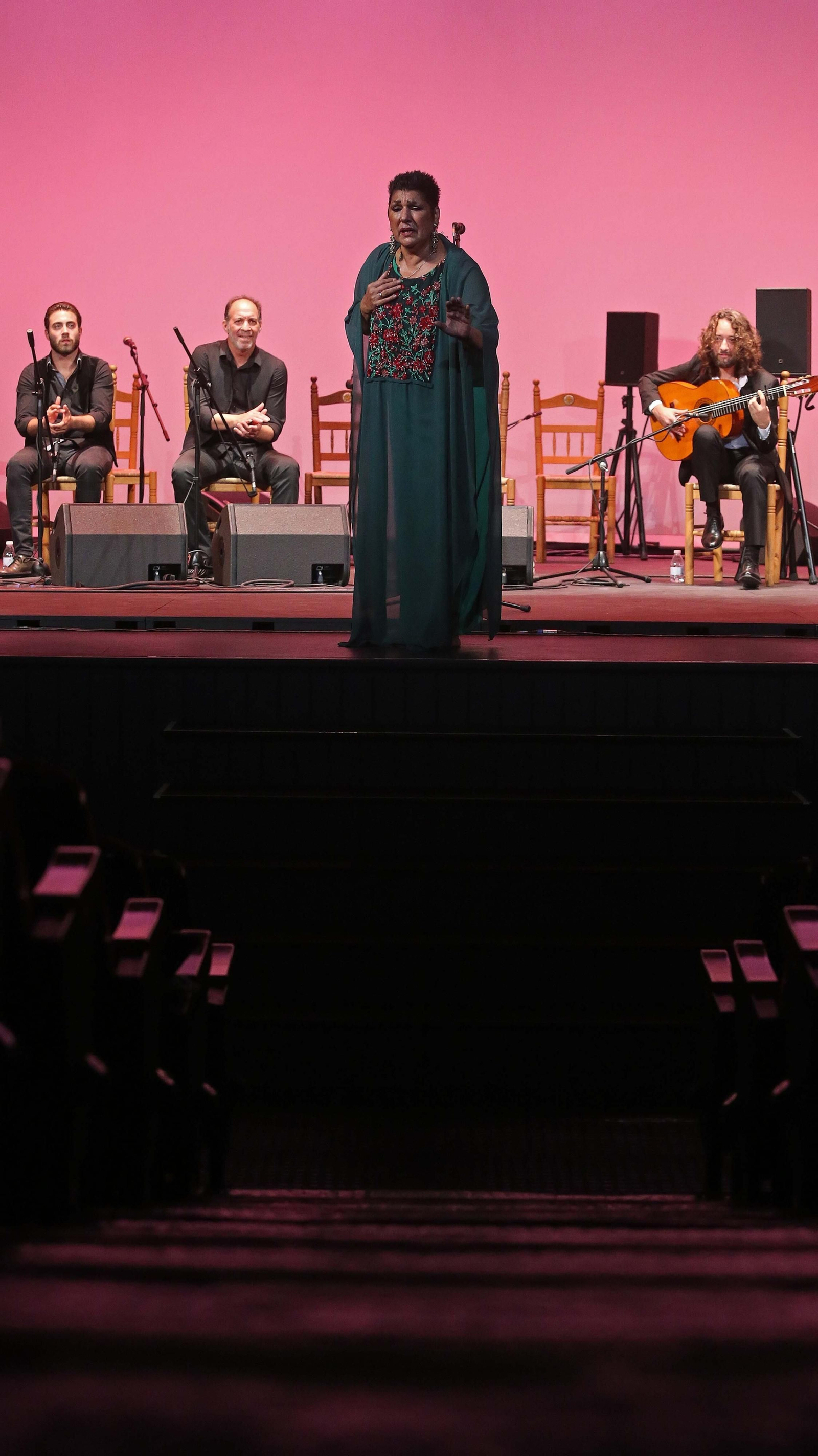 Remedios Amaya triunfa en la tercera noche de la Bienal de San Roque