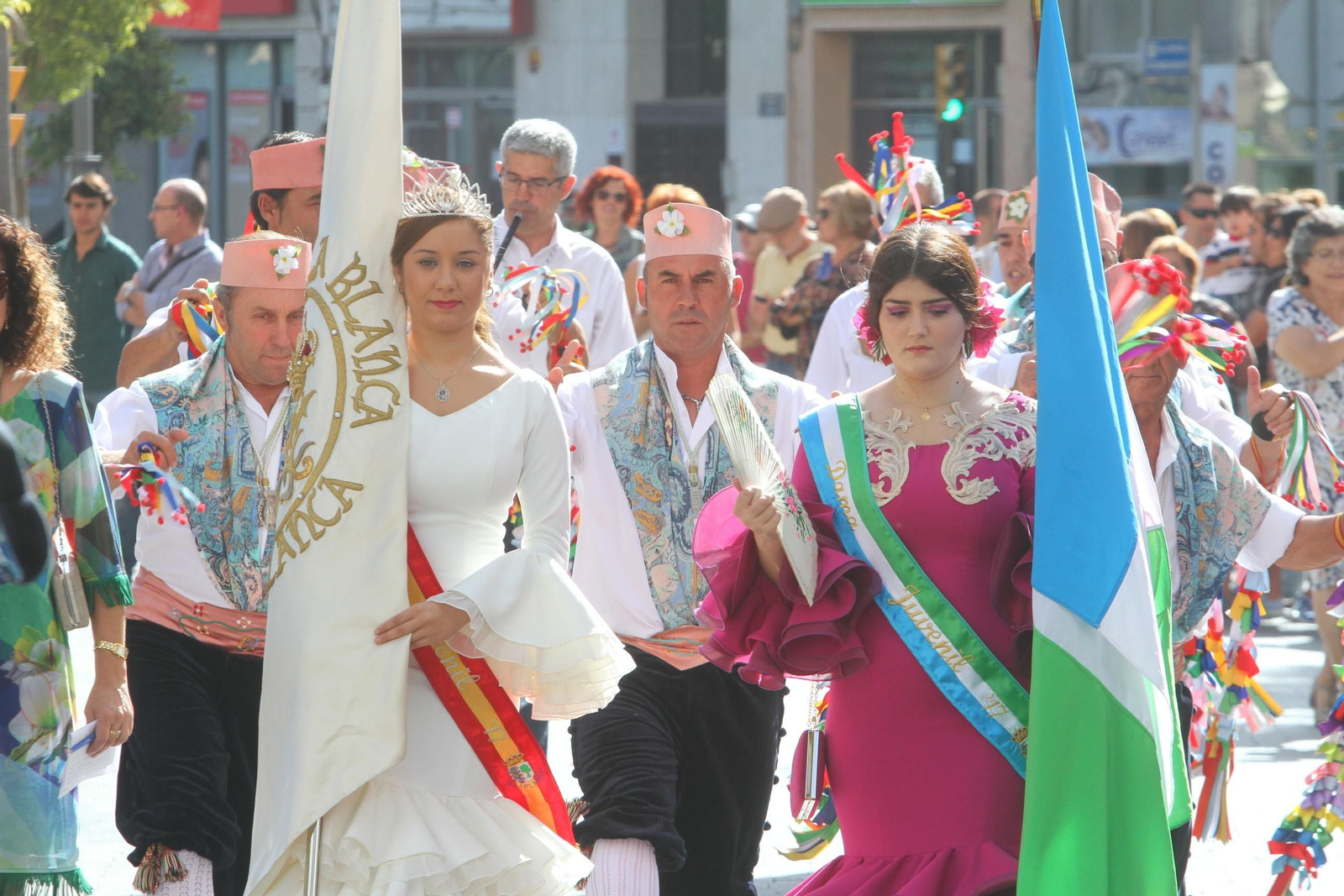Imágenes del desfile Iberoamericano de bailes.