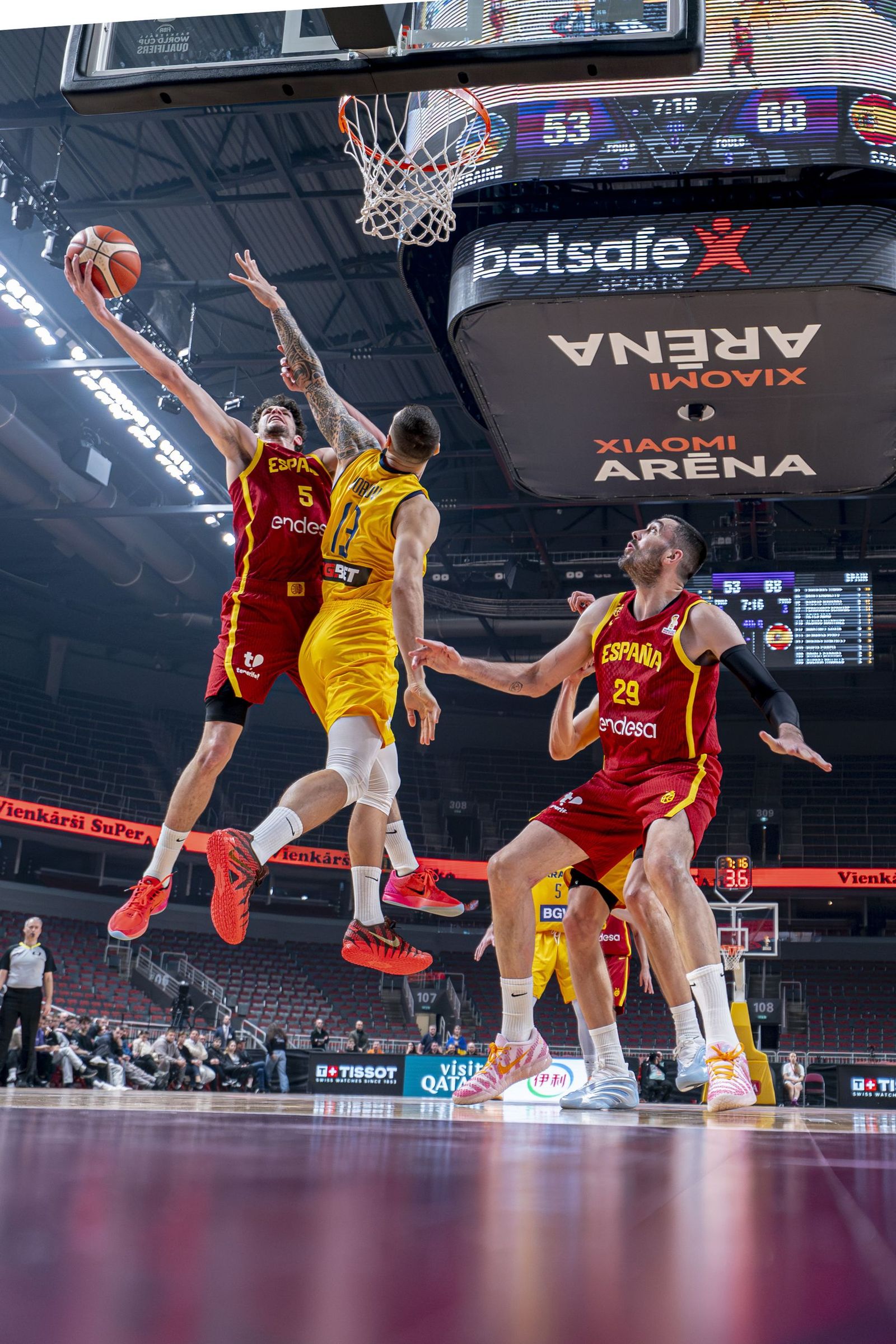 Las mejores fotos del Ucrania-España de baloncesto