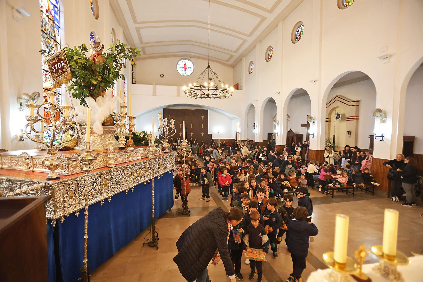 Imágenes de la visita de los niños del colegio Maristas a San Sebastián