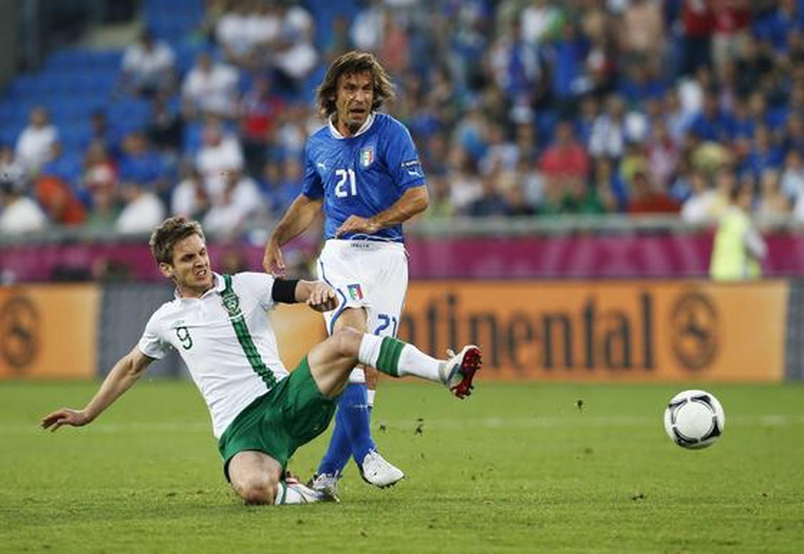 Italia vence a Irlanda con goles de Cassano y Balotelli.

Foto: EFE