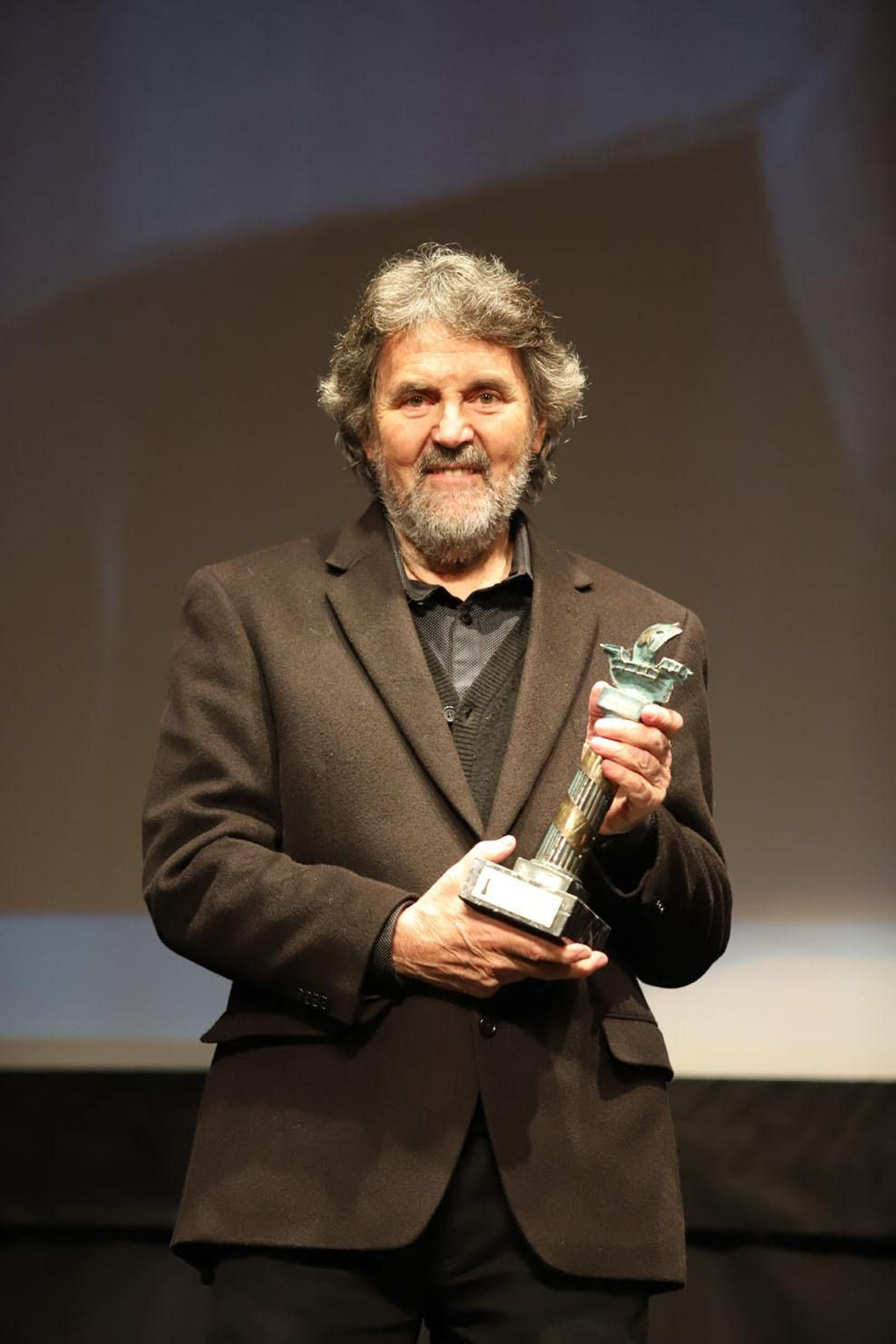 El peruano Francisco J. Lombardi recibe el premio Ciudad de Huelva del Festival de Cine Iberoamericano