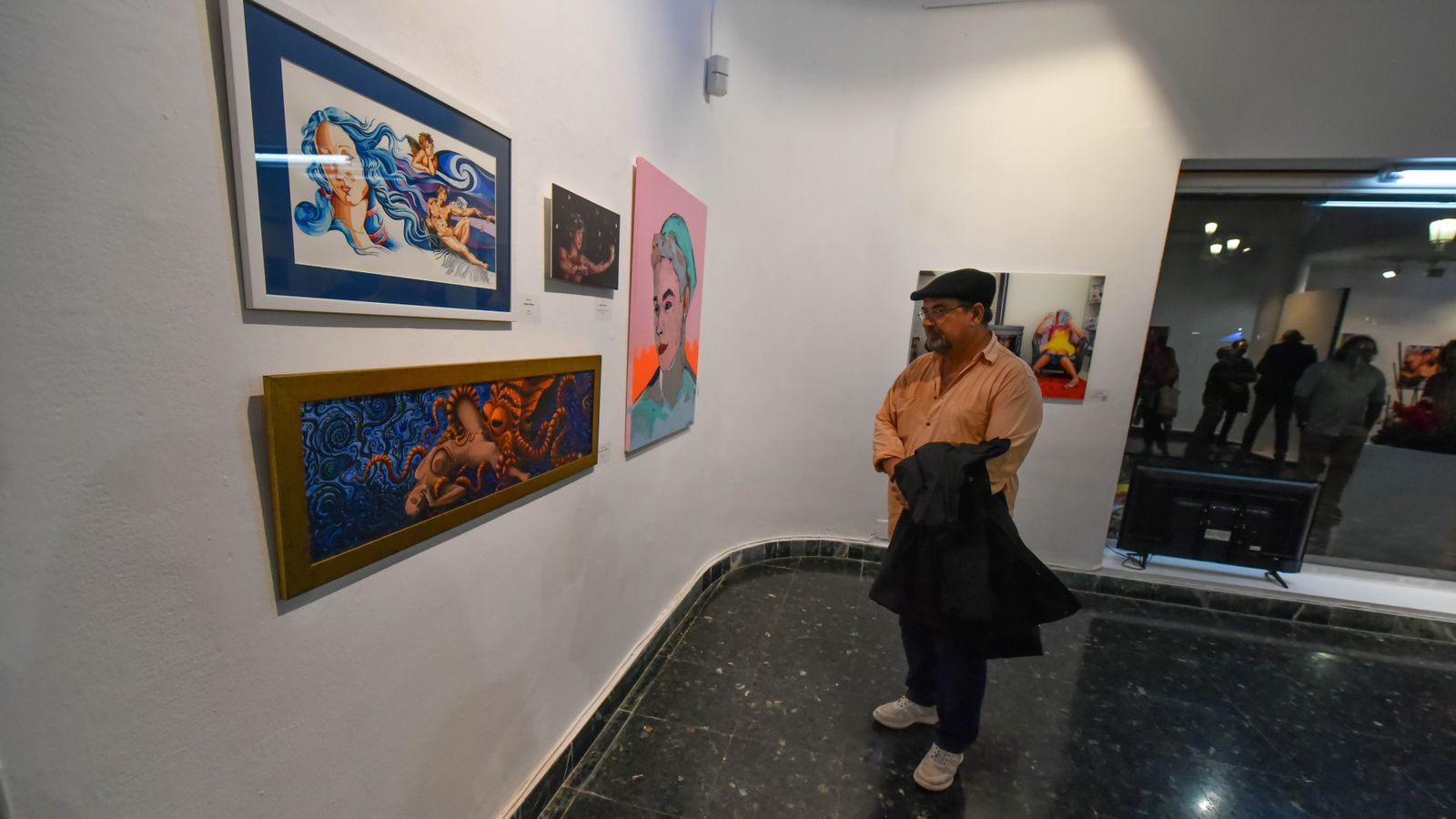 La exposición 'Sex-upone' en la Línea, en imágenes