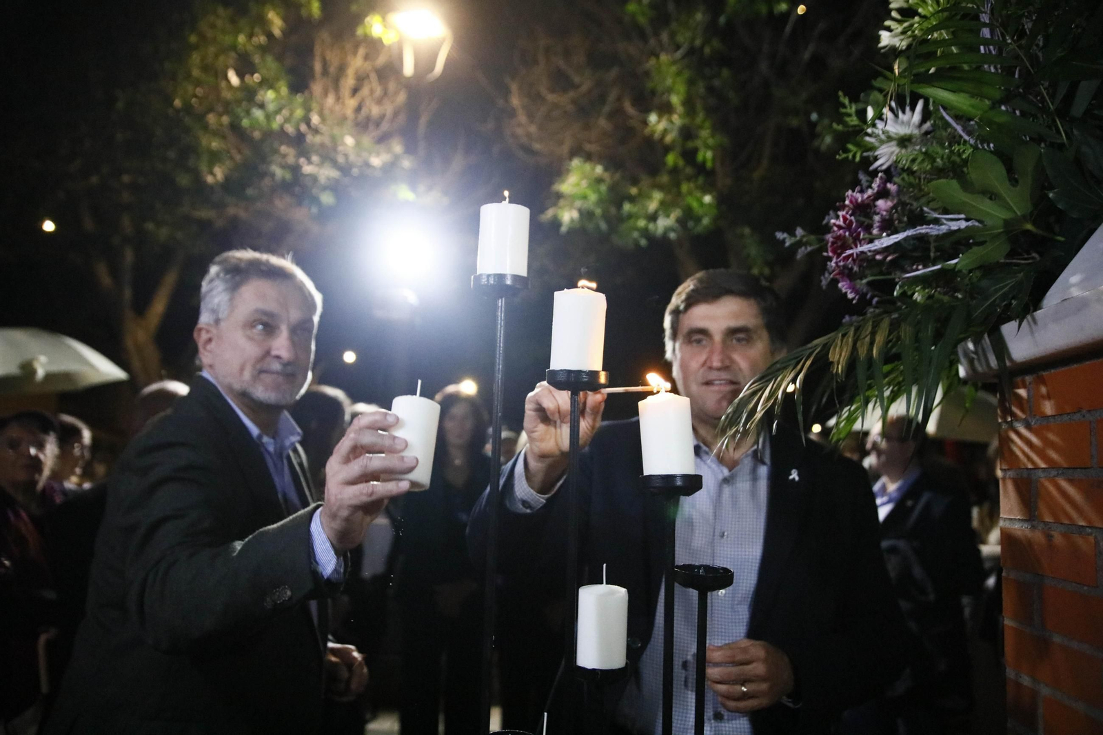 Manifestación por el 25 N en Roquetas de Mar