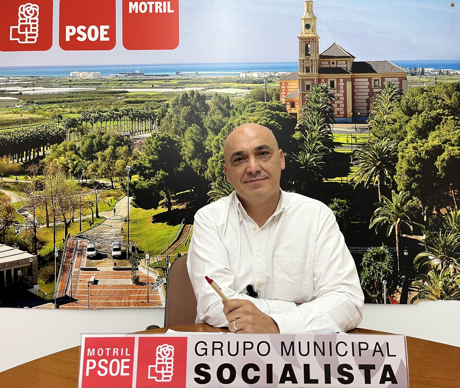 El PSOE de Motril pide al PP que "acepte la democracia y no olvide que hay más de 15.000 personas que no confían en una persona condenada"