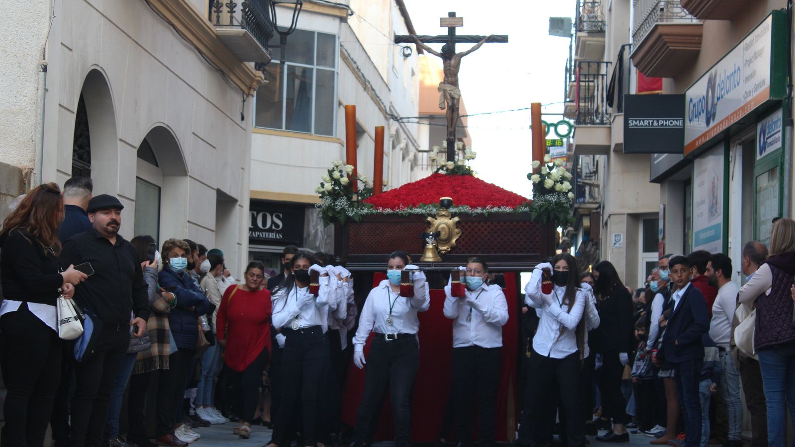 Jesús de la Esperanza por las calles de Vera.