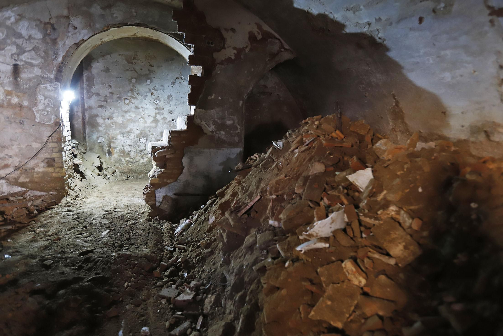 Visita a las entrañas del antiguo mercado de Santa Fé de Huelva