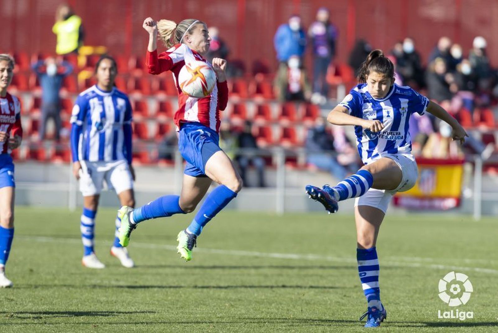 Un lance del reciente encuentro liguero entre Atlético de Madrid y Sporting.