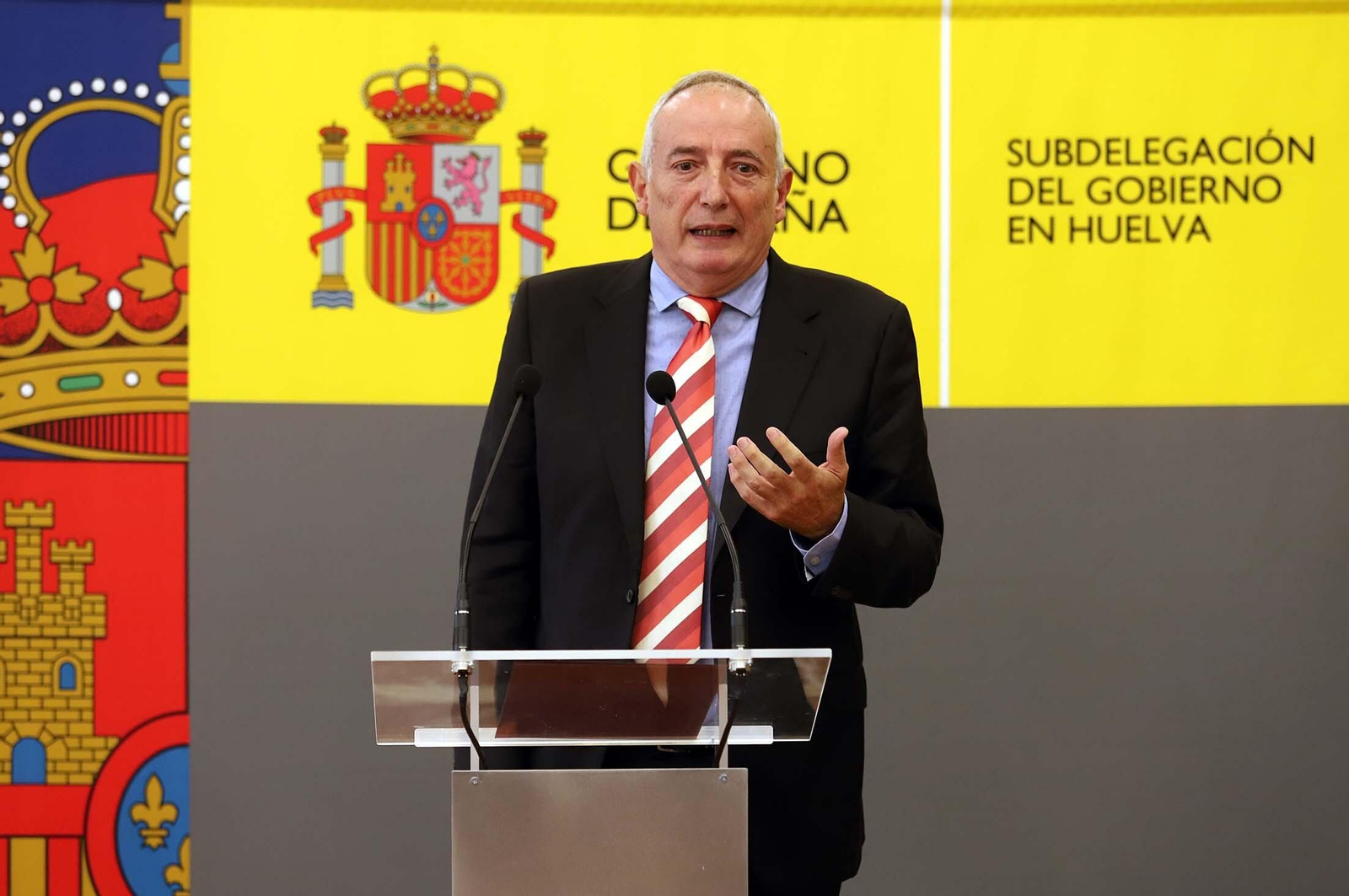 Imágenes del acto conmemorativo del 44 Aniversario de la Constitución Española y en el que se hace entrega al Real Club Recreativo de Huelva del decimotercer Premio Martín Alonso Pinzón a los Valores Constitucionales