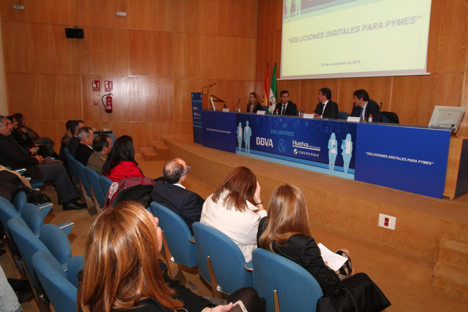 Imágenes del encuentro de HUELVA INFORMACION con el BBVA