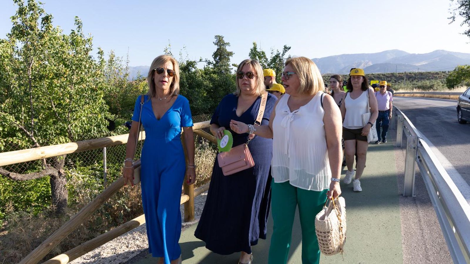 Inauguración del nuevo carril peatonal de la zona residencial Puente Tablas