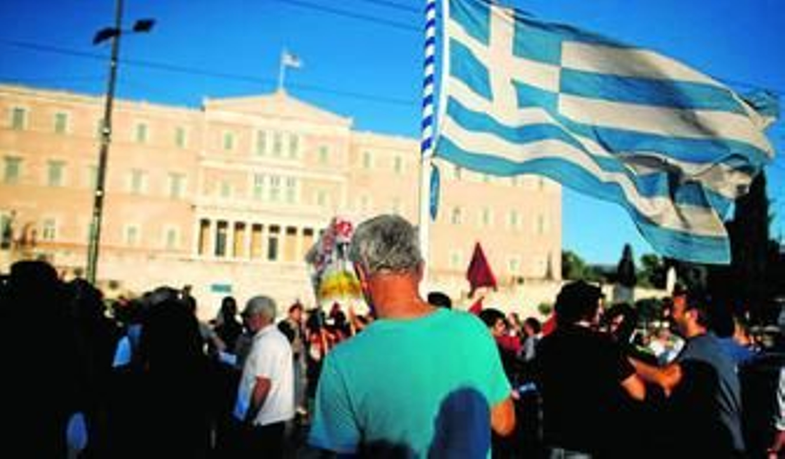 Protesta en la Plaza Syntagma contra la visita del ministro de Finanzas alemán, Wolfgang Schäuble, en julio de 2013.
