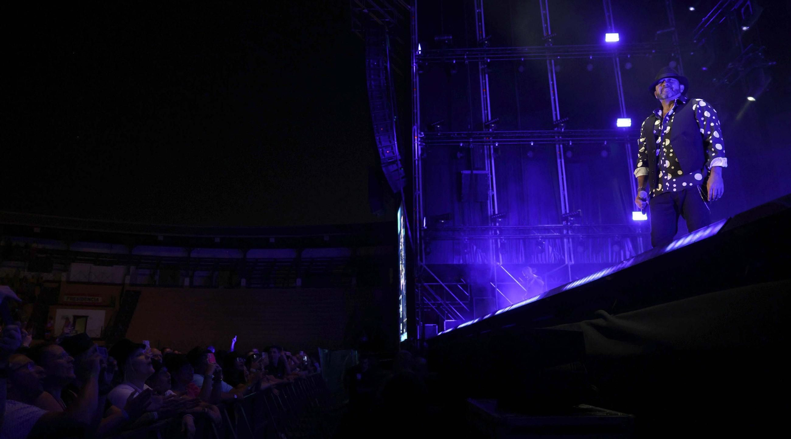 Fotos del concierto de El Barrio en La Línea