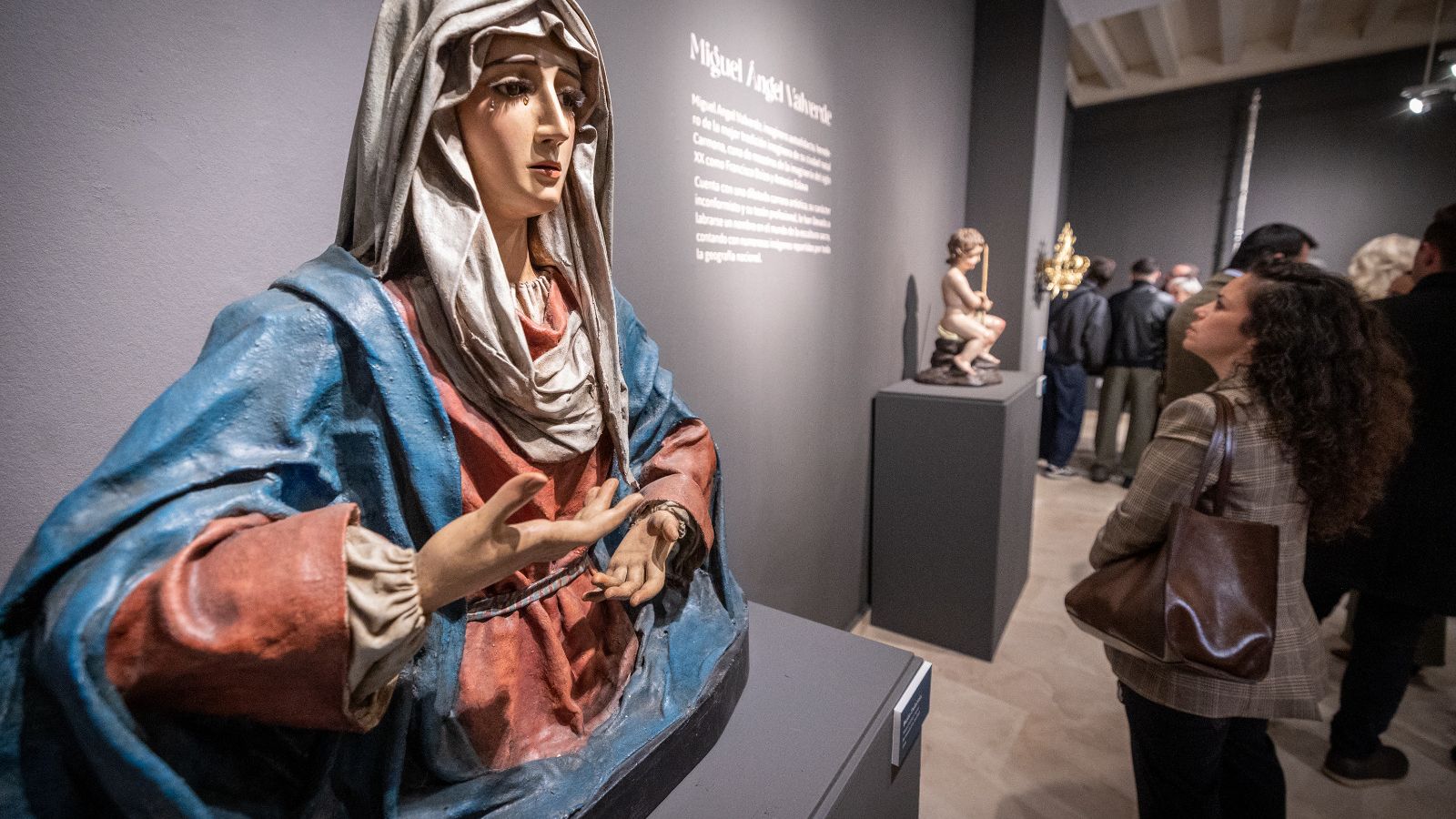 La exposición acoge este busto de Laínez Capote que pertenece a Sanidad.