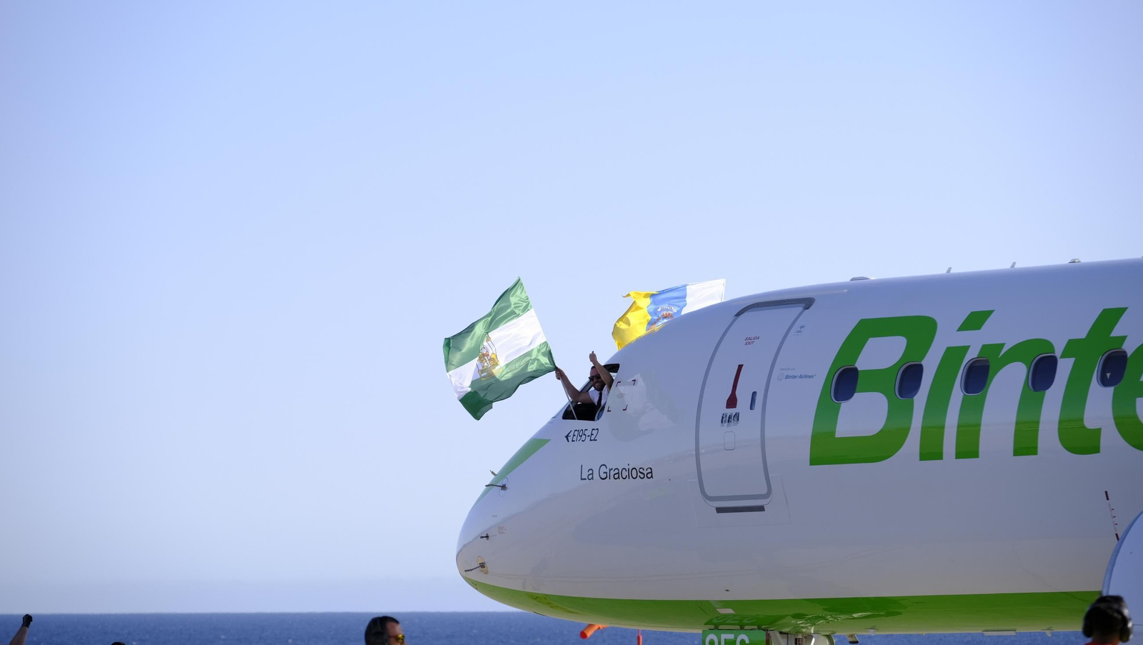 La compañía canaria Binter llega a Almería para quedarse, en imágenes