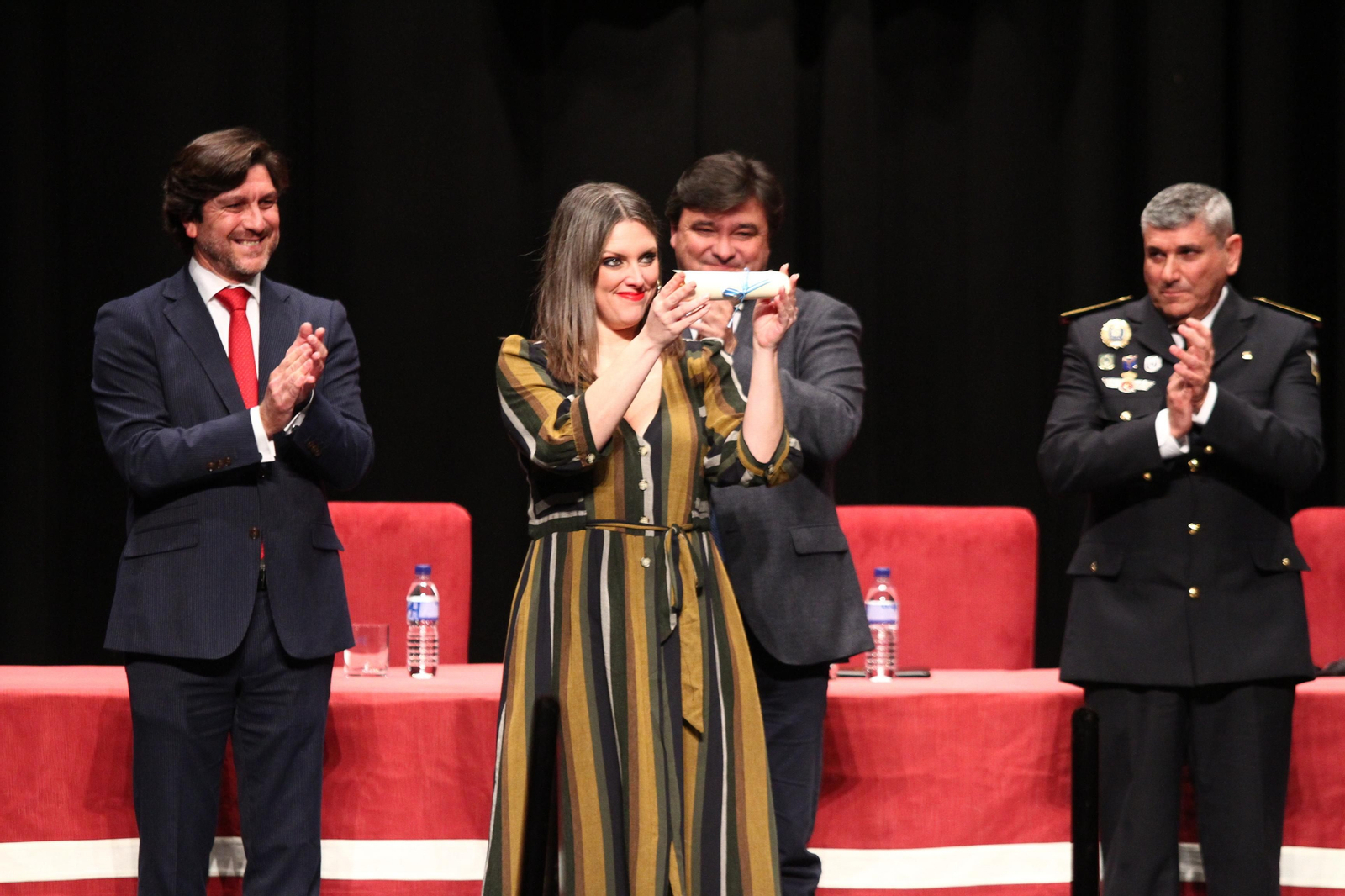 La policía Local entrega las medallas en el día de su patrón