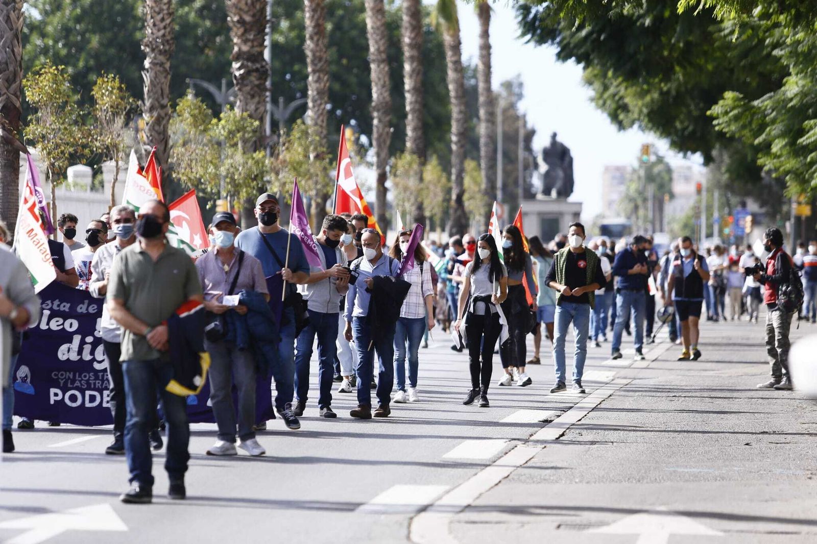 Fotos de la manifestación en Málaga en defensa de la industria local