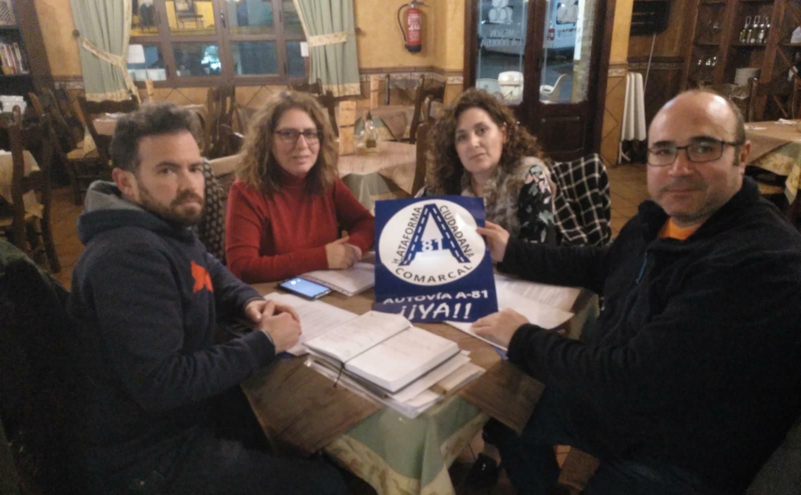 Reunión entre empresarios y asociaciones.