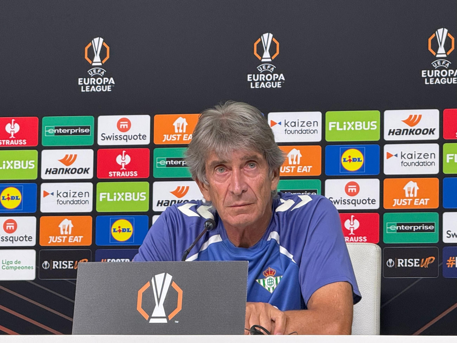 Pellegrini, en un momento de la rueda de prensa de este martes.