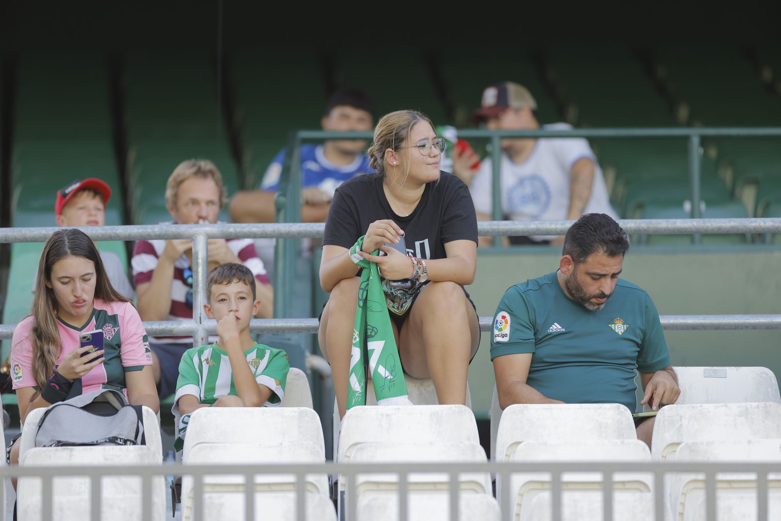 Búscate en la fotos del Betis-Sparta