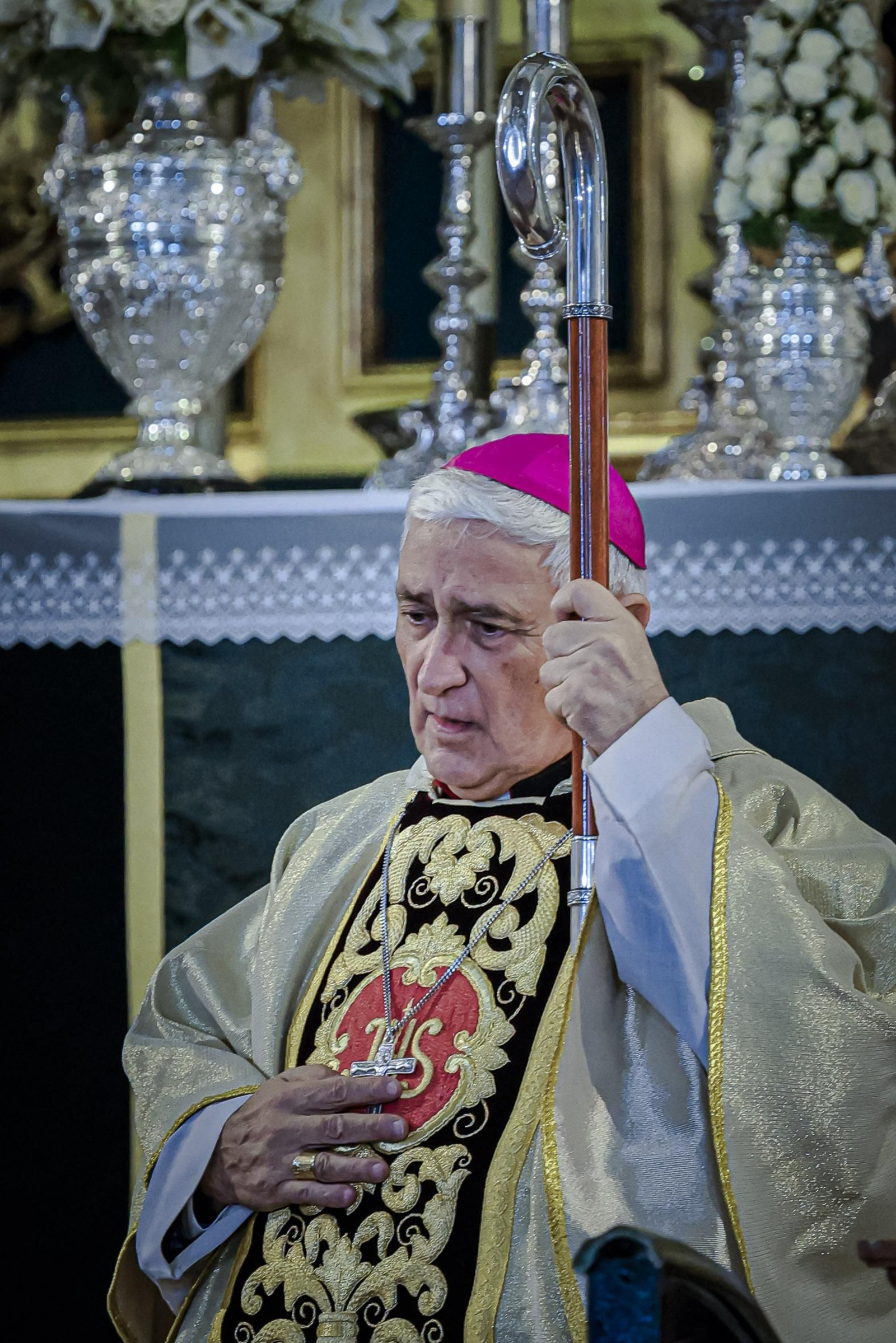 Las imágenes de la coronación de María Santísima de la Esperanza en San Fernando