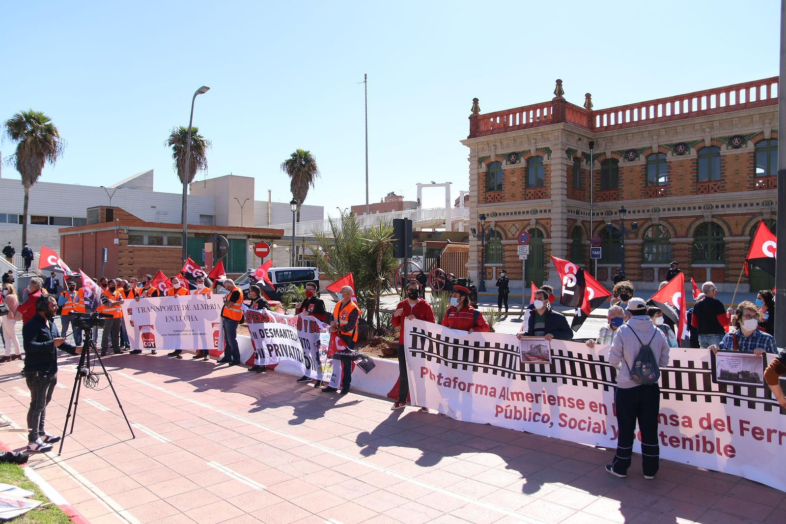 Fotogalería de la visita del ministro Ábalos a Almería