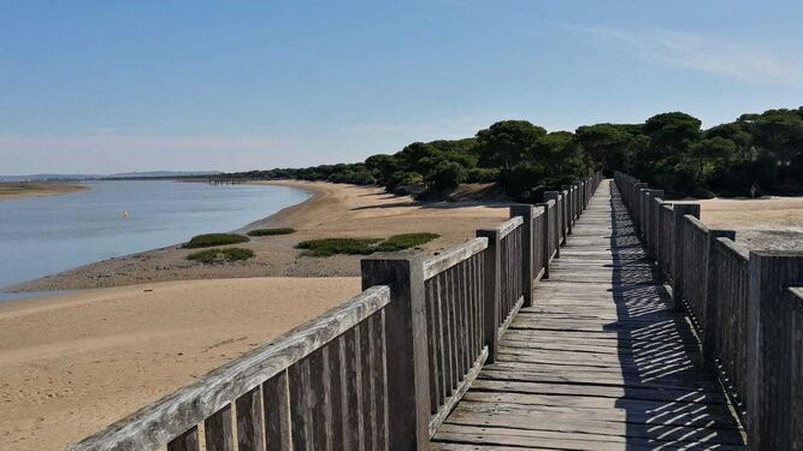 Imagen de la playa del río San Pedro.