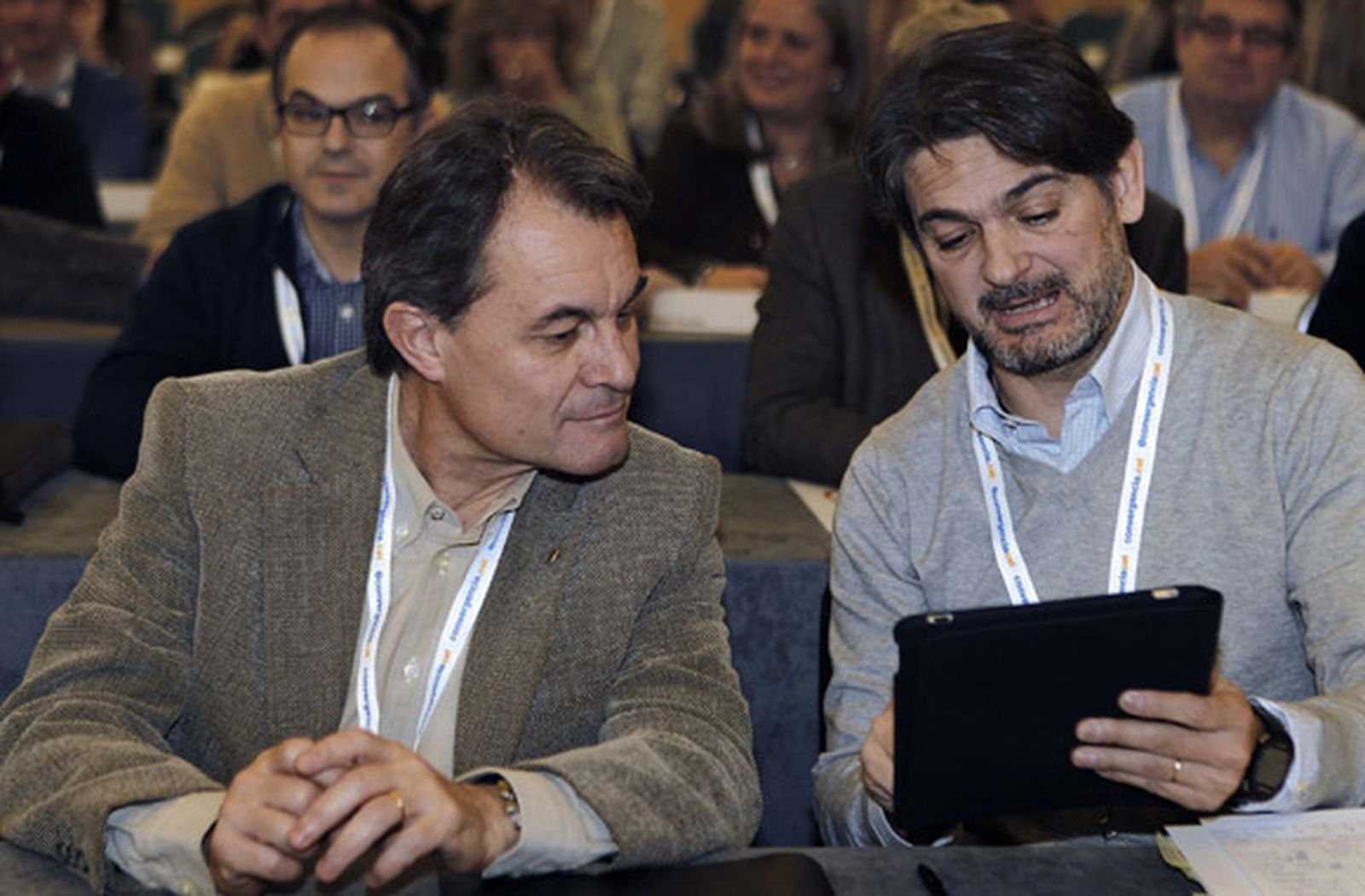 Mas quiere cerrar un acuerdo de Gobierno con ERC antes de celebrar su investidura