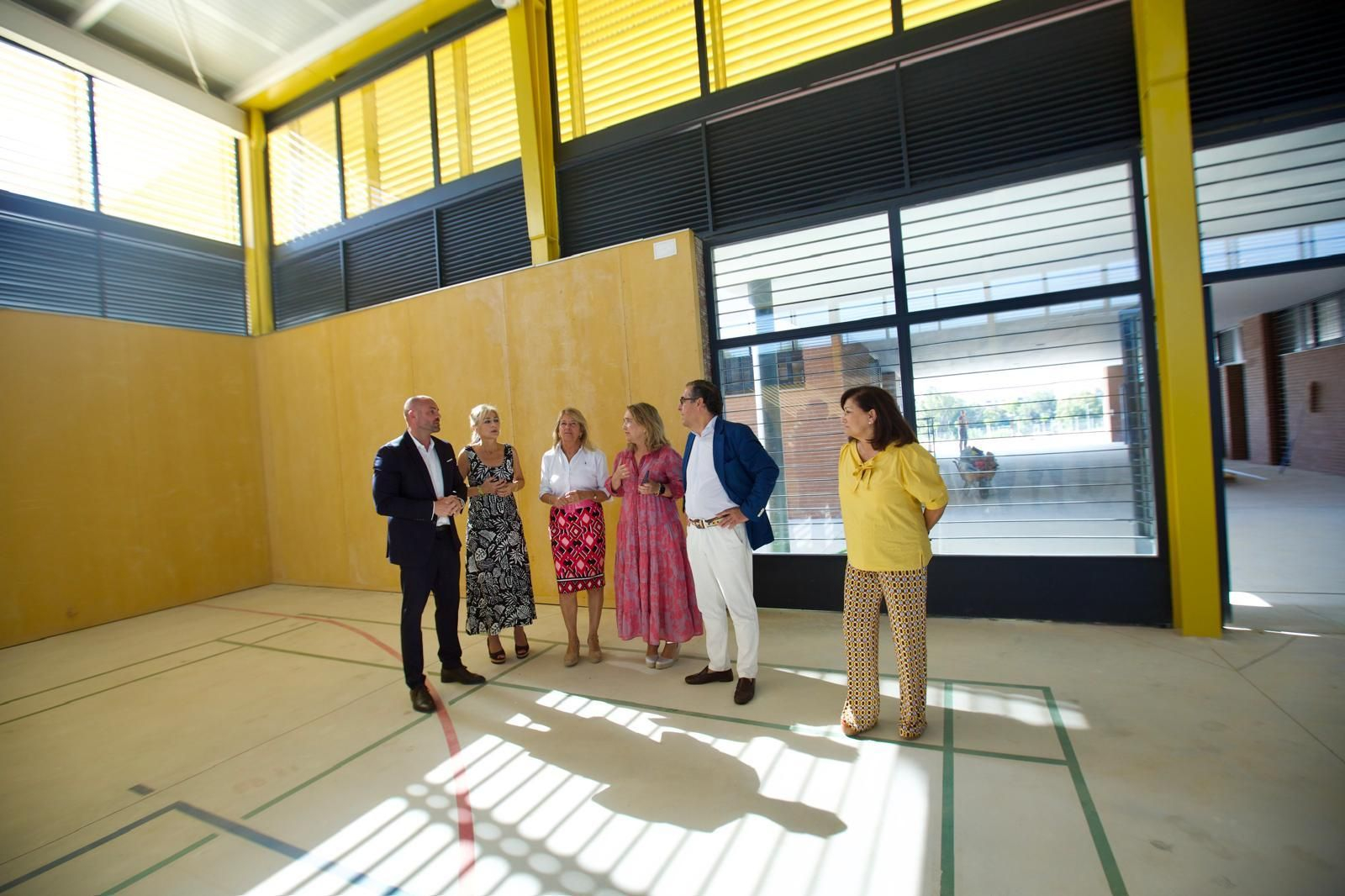 La visita institucional al centro educativo.