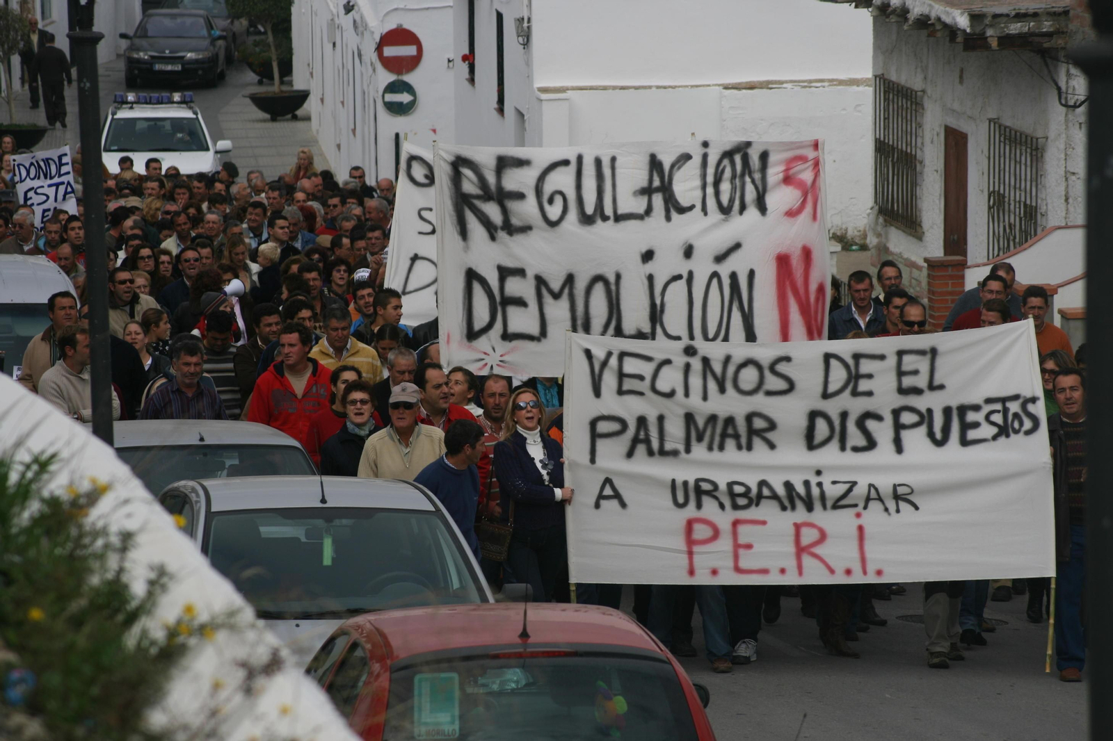 Una concentración de vecinos de El Palmar.