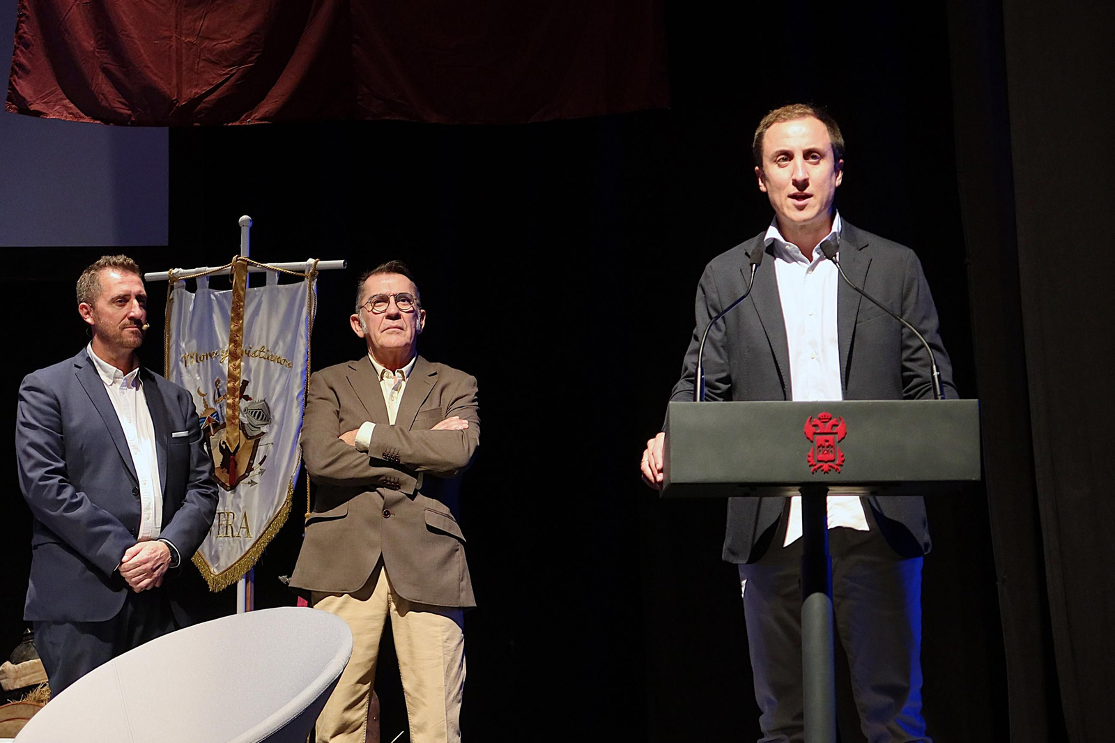 Más de veinte municipios festeros convierten Vera en la capital andaluza de los Moros y Cristianos