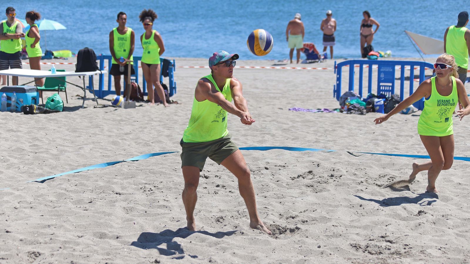 Fotos del torneo de Voley Playa en La Línea