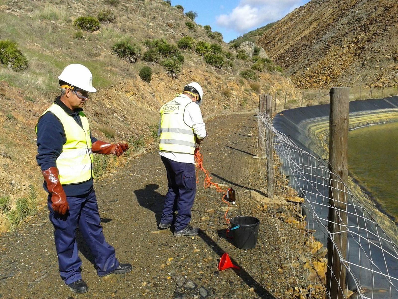 Emerita continúa con las prospecciones en la zona.