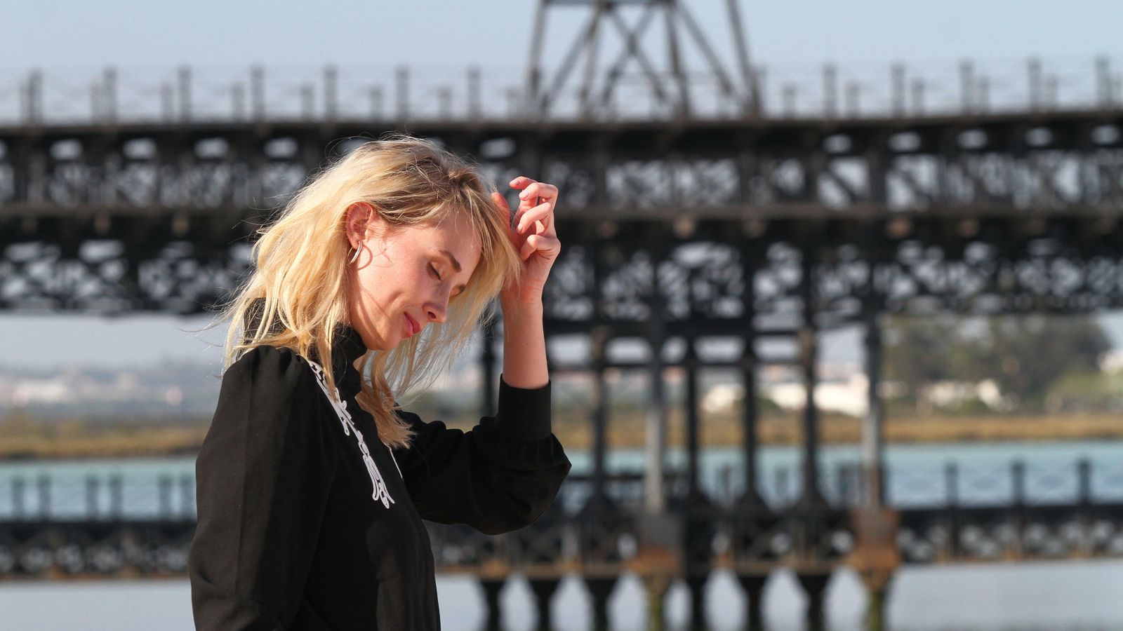 La actriz Ingrid García-Jonsson participa en uno de los dos encuentros.