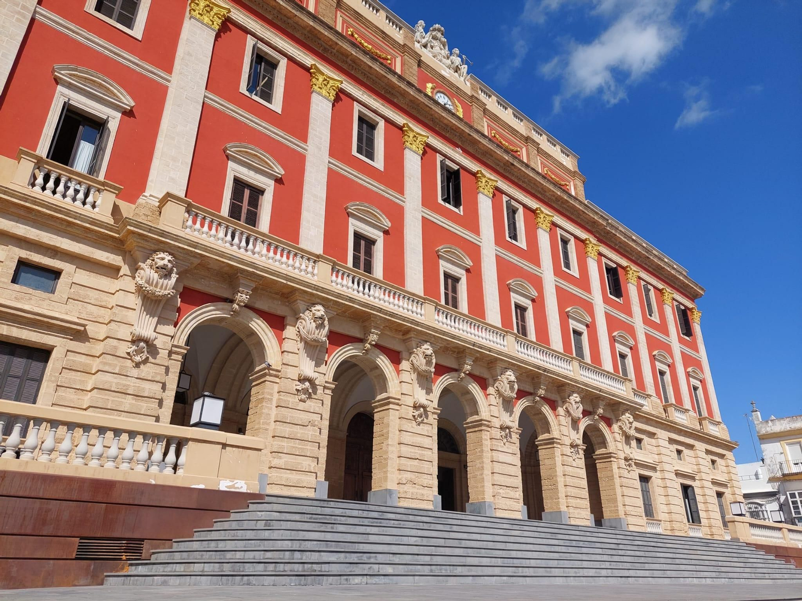 Imagen de la fachada del Ayuntamiento de San Fernando.