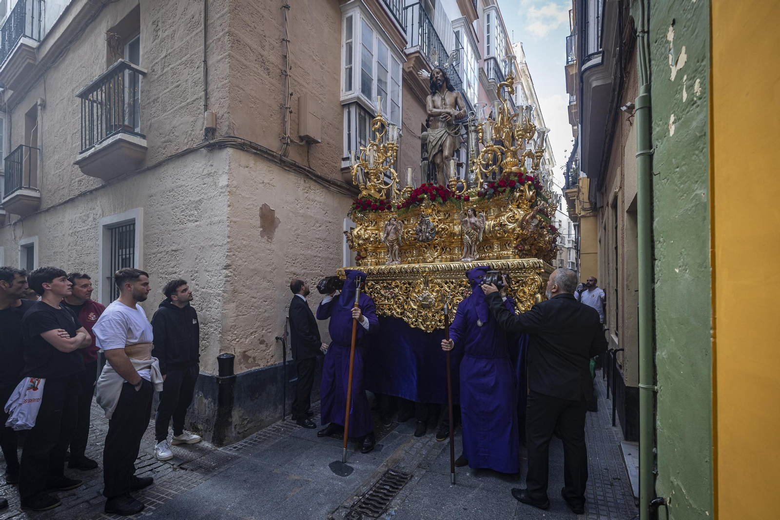traslado columna semana santa cadiz 35.jpg