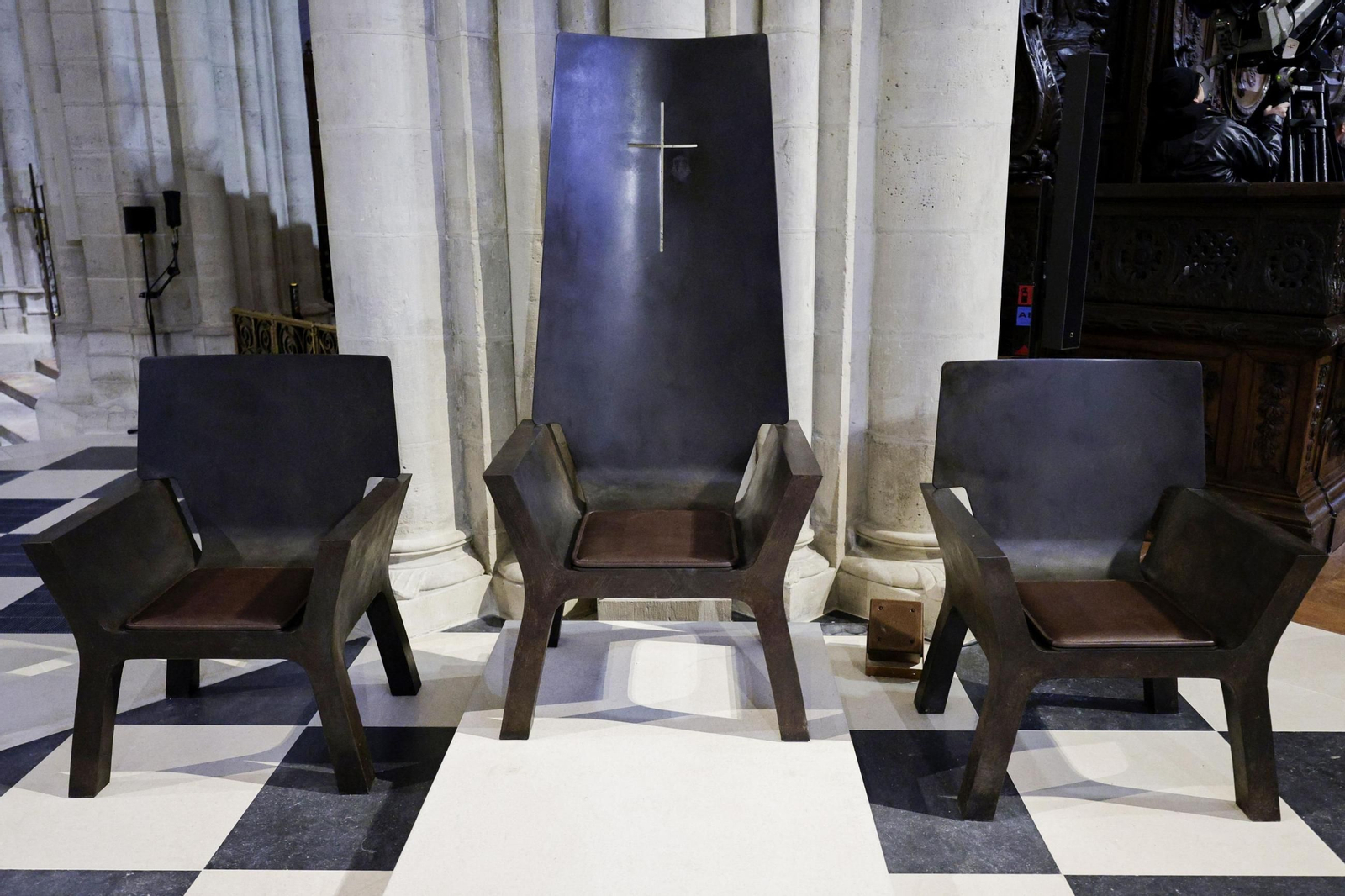 Así es el nuevo interior de Notre Dame tras la restauración Así es el nuevo interior de Notre Dame tras la restauración