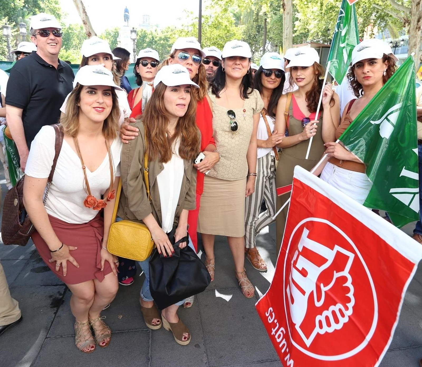 Manifestación en Sevilla en defensa de la aceituna negra