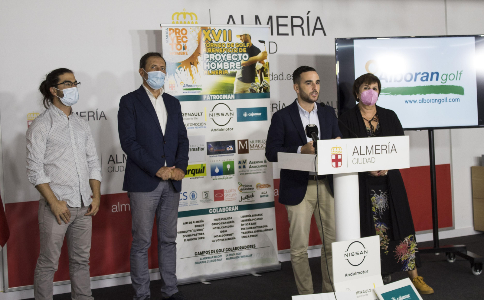 Carlos Sánchez en la presentación del torneo de Proyecto Hombre