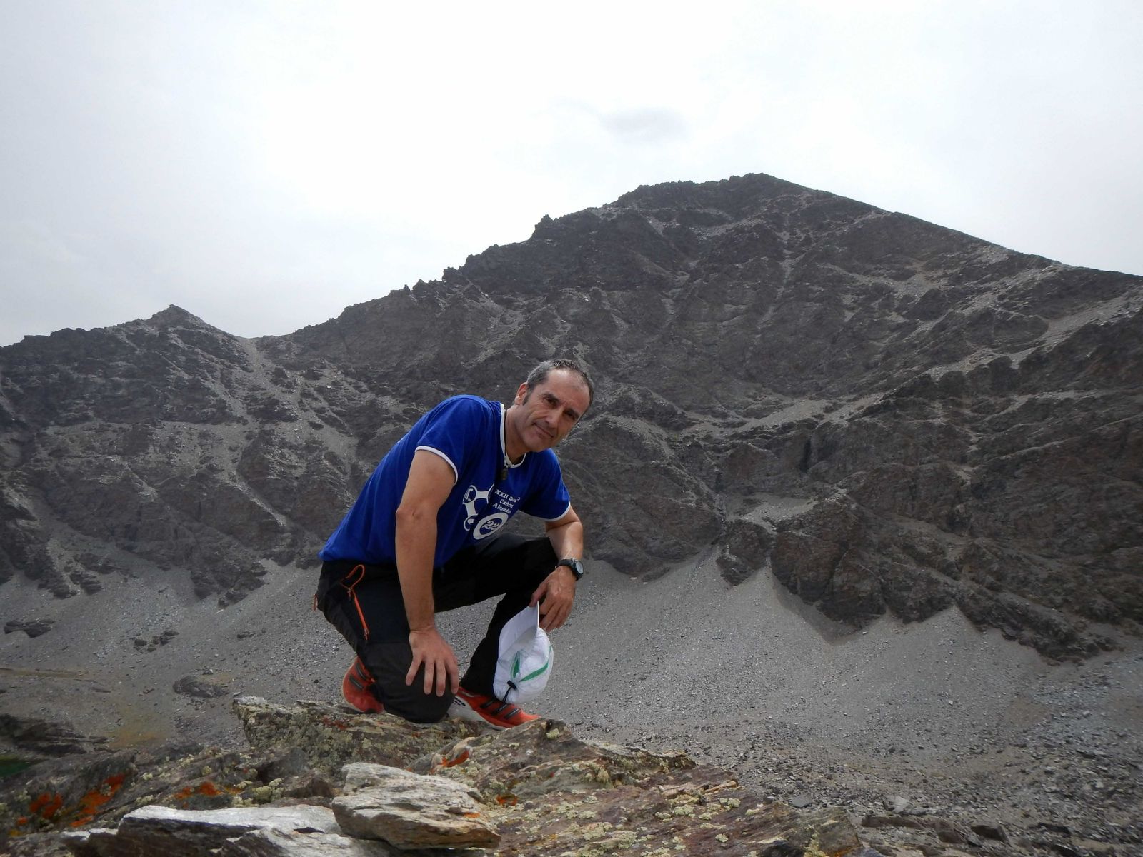 "Los grupos de rescate están para eso, no para hacer caja"