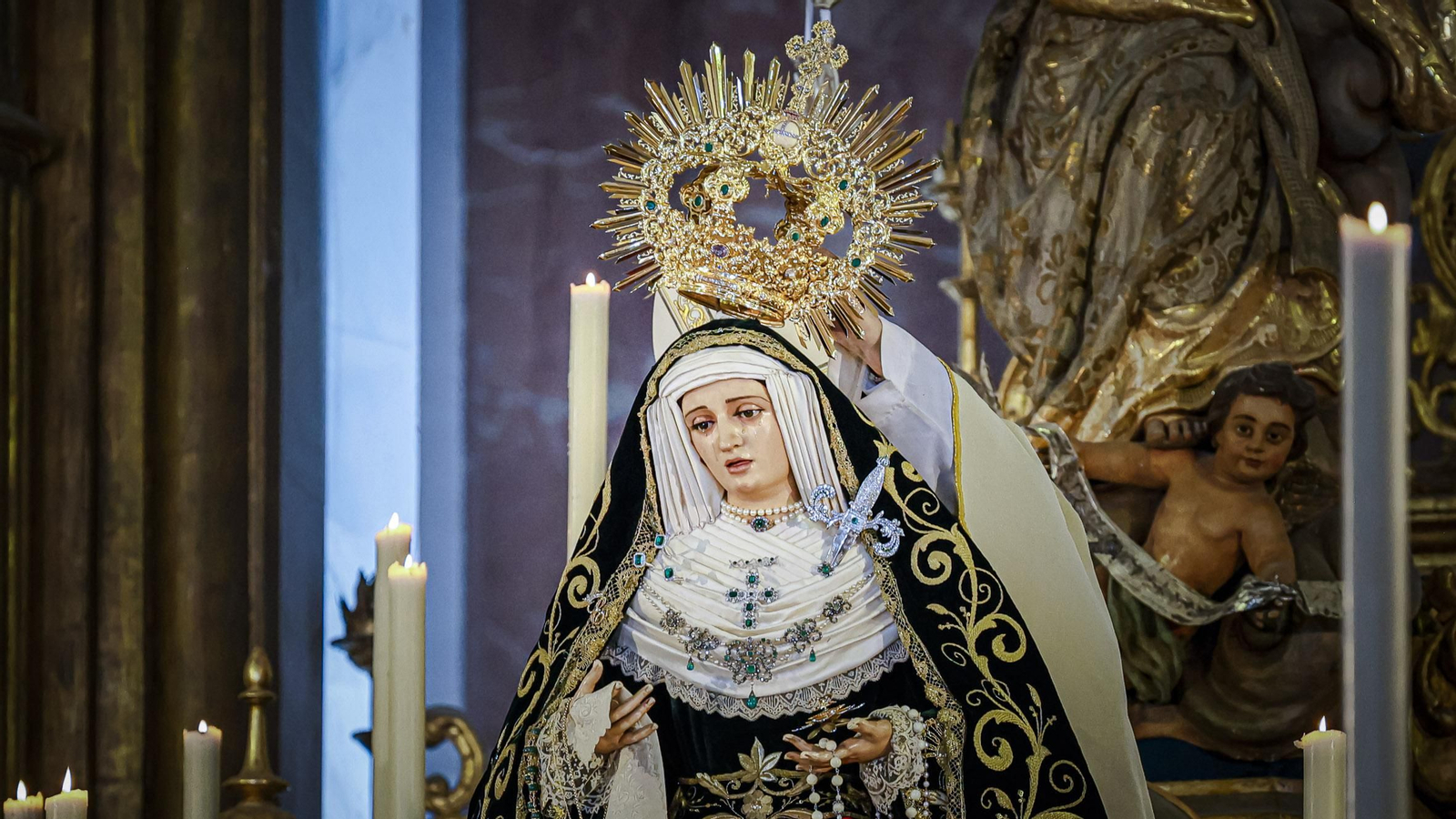 Las imágenes de la coronación de María Santísima de la Esperanza en San Fernando