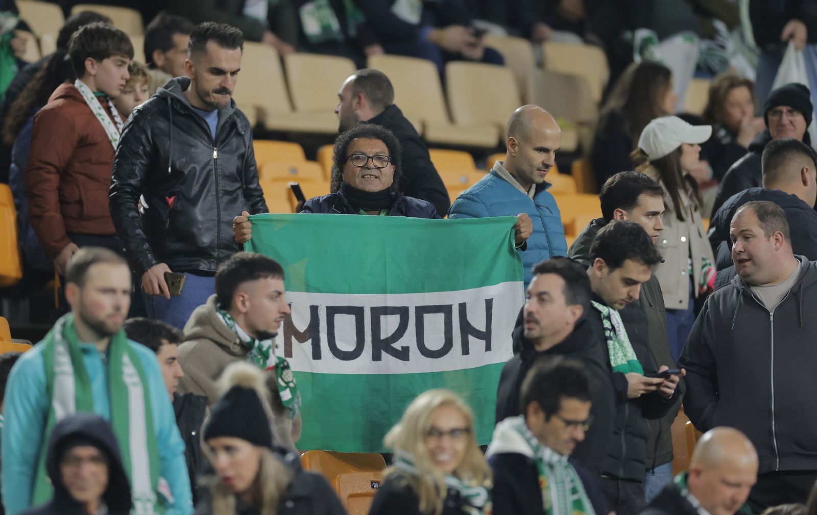 Búscate en las fotos del Betis - Villarreal