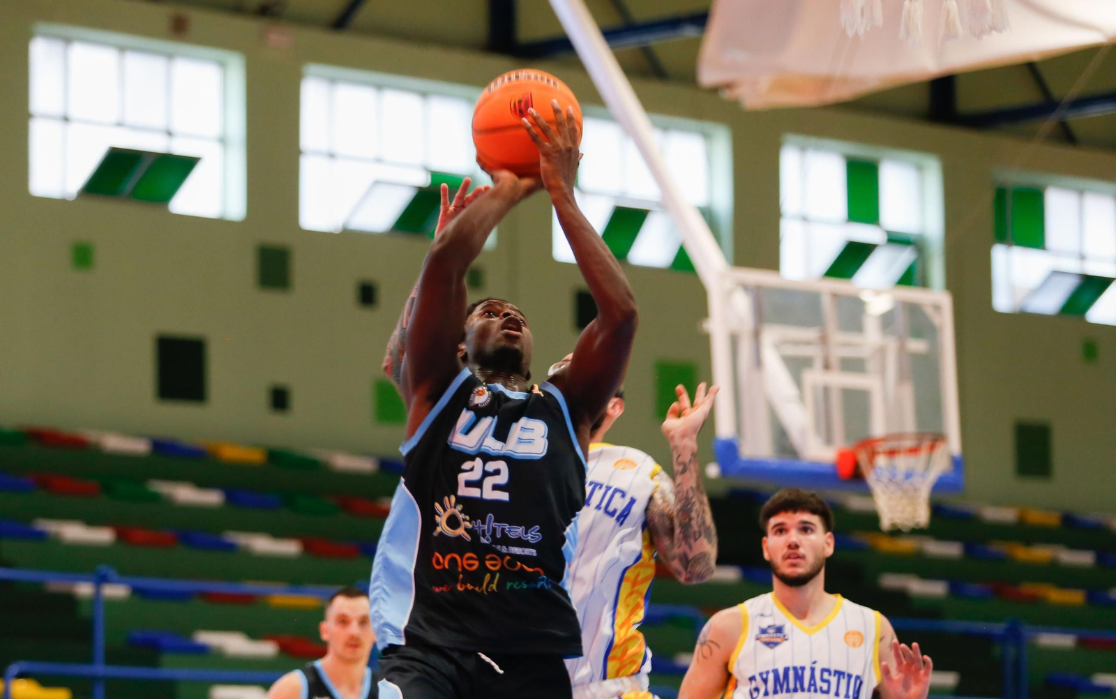 Las fotos del ULB-Gymnástica Portuense de la Copa Diputación de baloncesto
