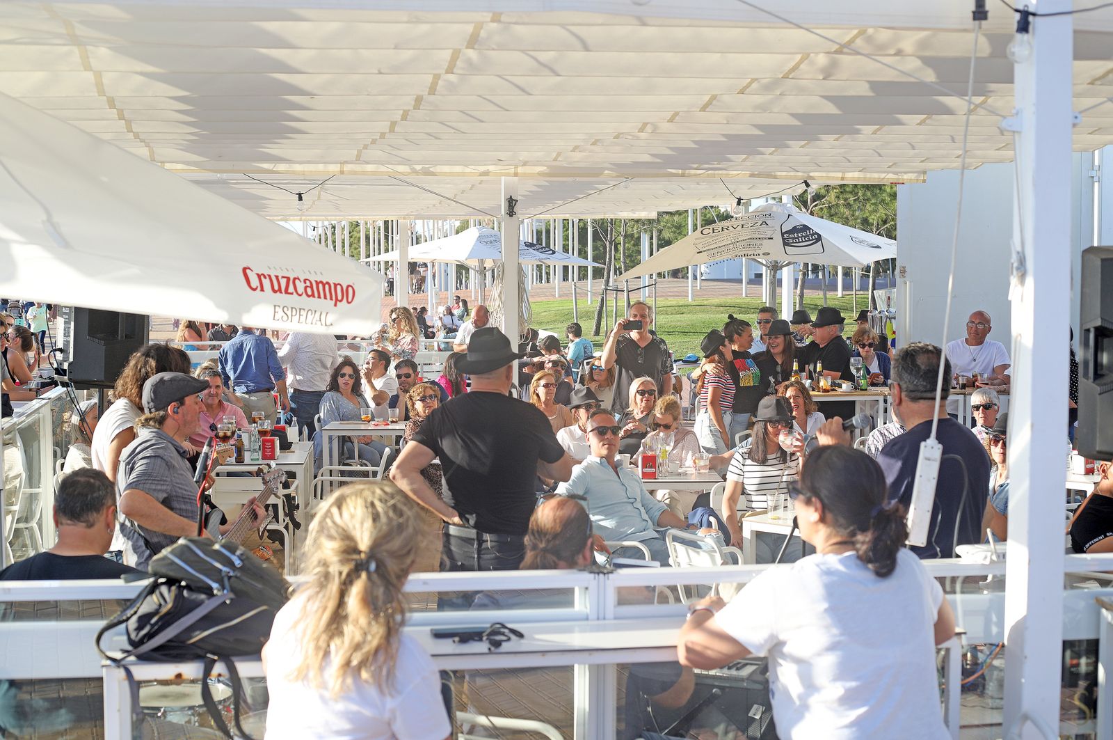 Imágenes del sábado 15 de abril en Huelva