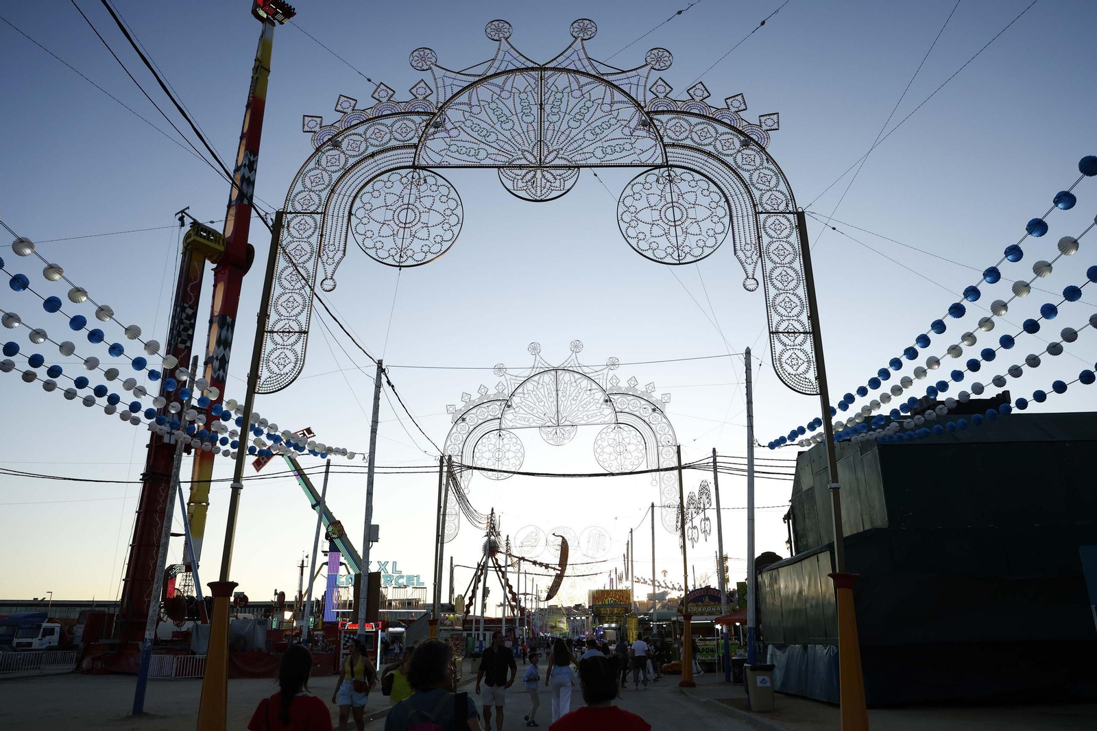Búscate en las fotos del sábado de la Feria de La Línea